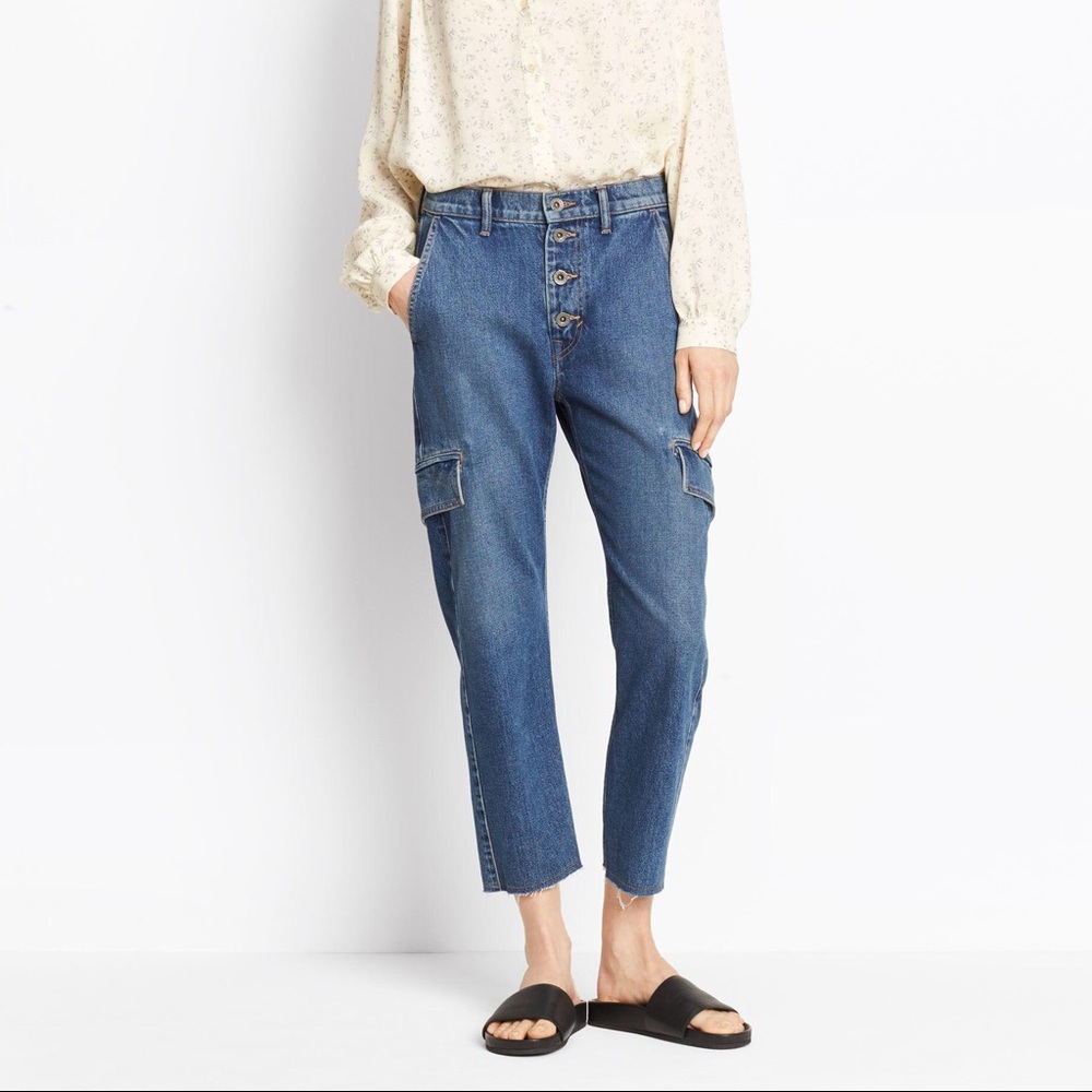❌ SOLD || Vince Crop Flare Cargo Jeans